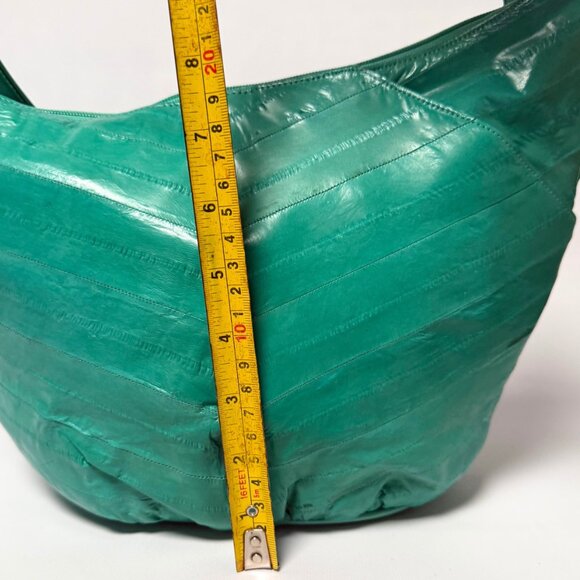 Vintage Minty Green Croissant-Style Purse – Hidden Front Pocket – Unique Retro B - Picture 11 of 13